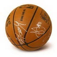 Футбольный/баскетбольный мяч с автографом