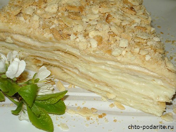 Кусочек торта Наполеон