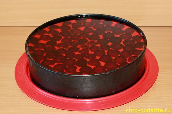 Приготовление трехслойного освежающего желейного ягодного торта, шаг 26